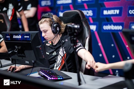 100T战胜BLG引发讨论 LPL一号种子表现遭质疑